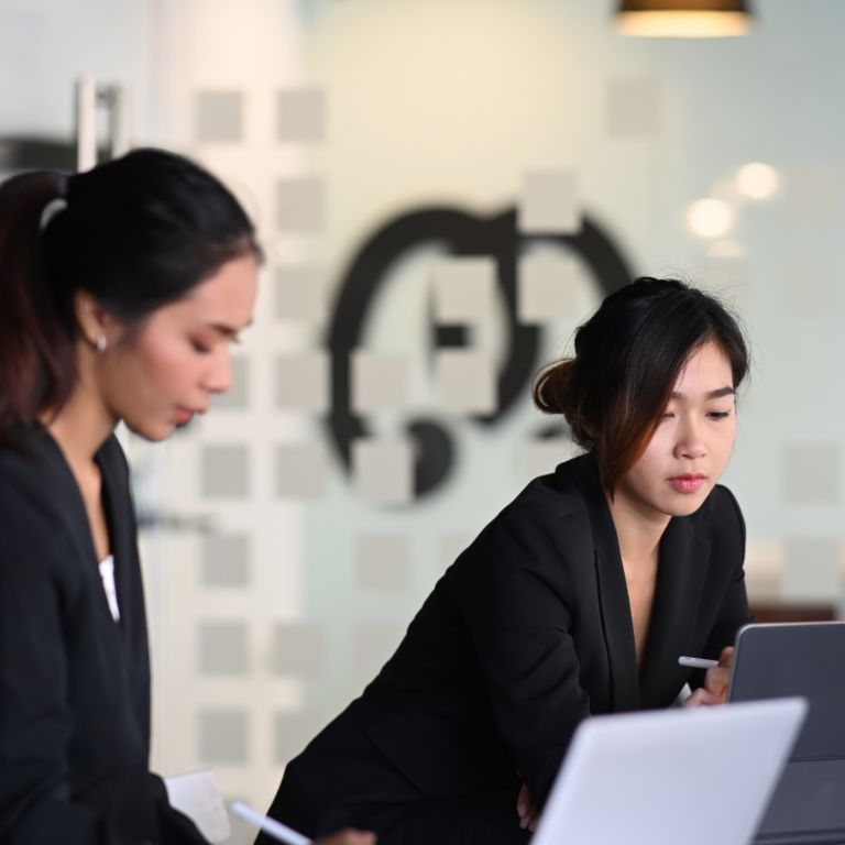 images of ladies that work in Manassas virginia accountant firm